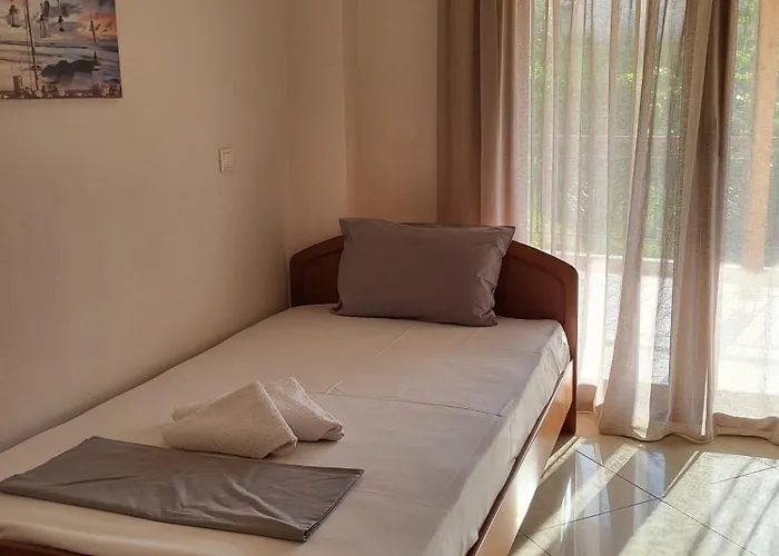 Irene In Sykia Chalkidikis